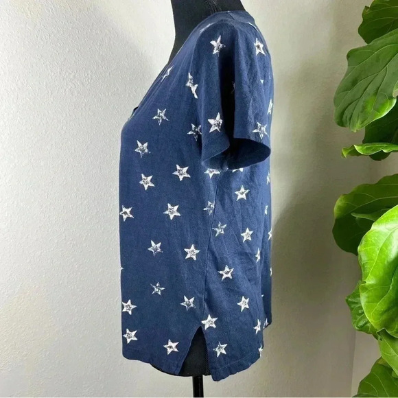 Lucky Brand Women’s 100% Cotton Navy Blue Short Sleeve V-Neck T-Shirt Top - Picture 3 of 11